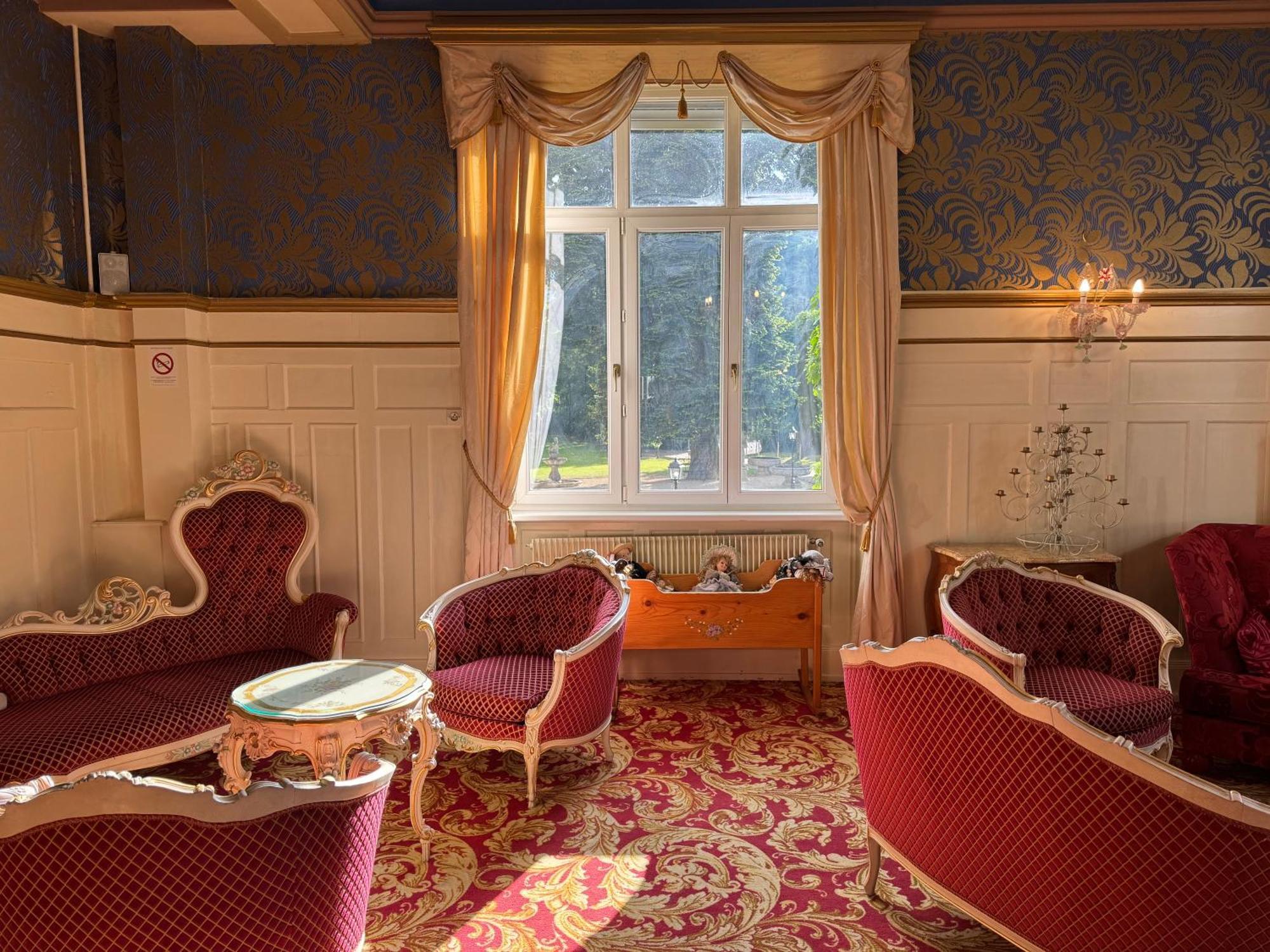 Hotel Restaurant Du Parc Thann Esterno foto